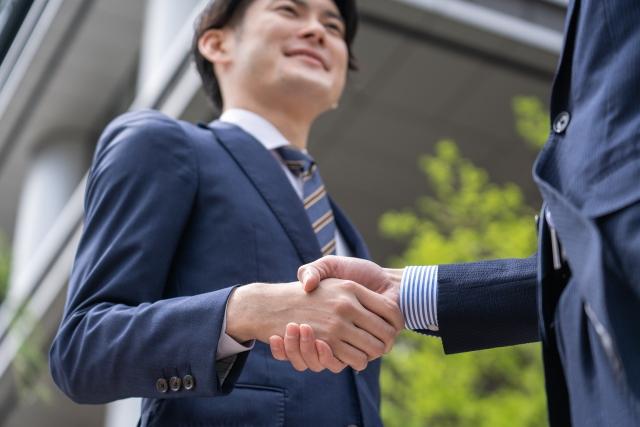 士業事務所の新規顧客獲得を考える。紹介営業だけに頼らない「企業間提携」という選択肢