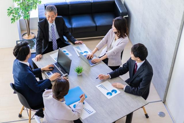 社長が抱える労務業務を、専門家に任せるという選択で本業に注力できます。